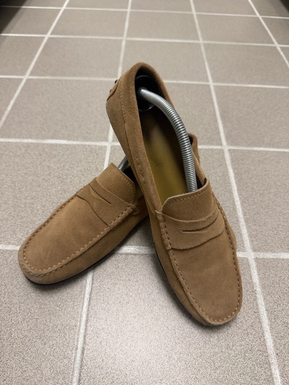 Tod’s Tan Suede Drivers Made in Italy